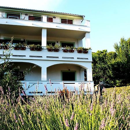 Apartments Frgacic Baška Eksteriør bilde