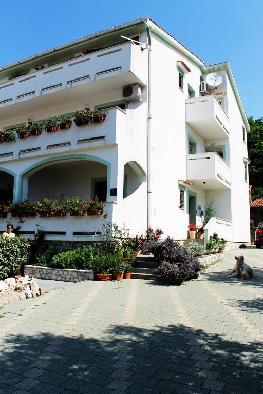 Apartments Frgacic Baška Eksteriør bilde