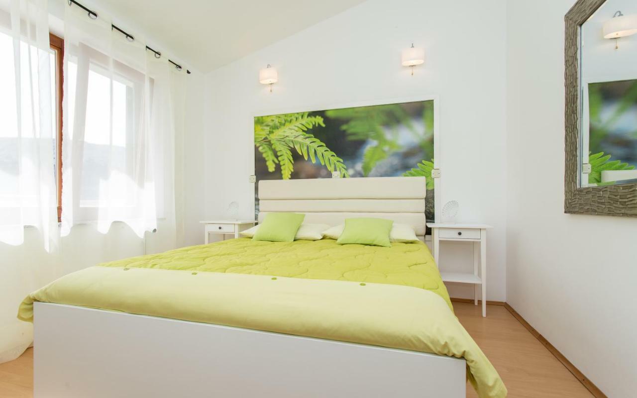 Apartments Frgacic Baška Eksteriør bilde